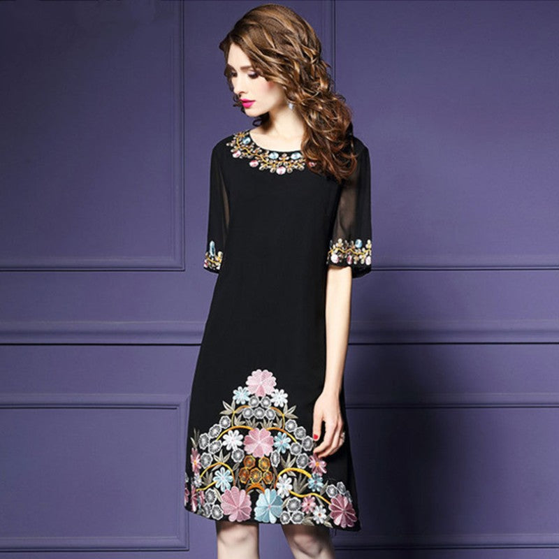 Elegancka Czarna Sukienka Czarna Kwiatki w Vintage