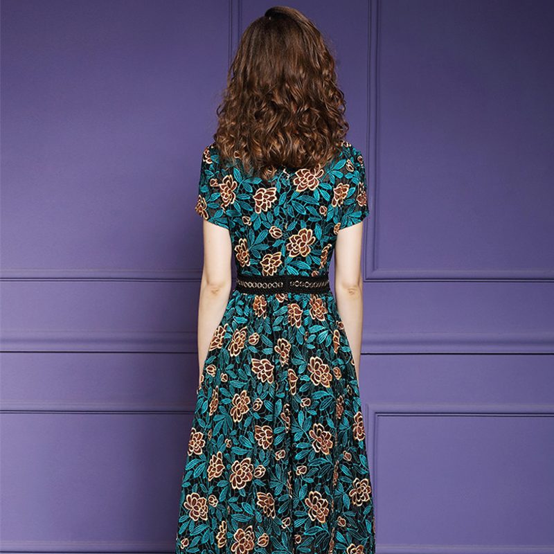 Elegancka Zielona Vintage Sukienka z Koronką