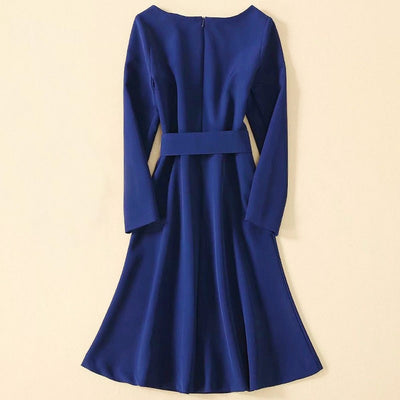 niebieska sukienka inspirowana kate middleton w stylu marynarskim